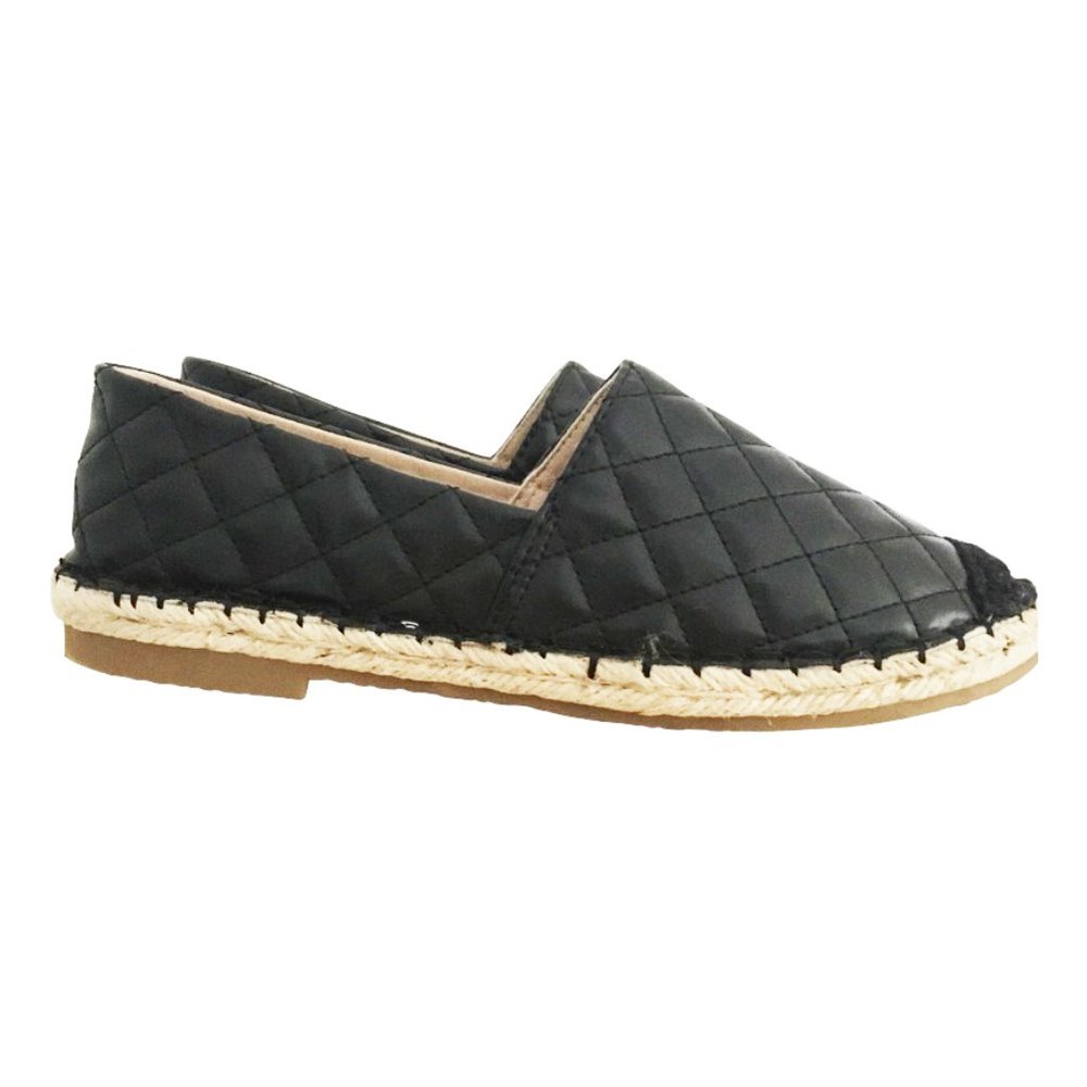 Cap Toe Quilted Slip On Flat